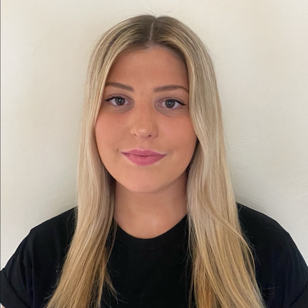 Meet your Posher, Casey